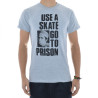 T-shirt Trasher "Use a Skate go to prison"